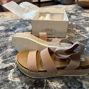 Steve Madden Platform Sandal Women’s size 11